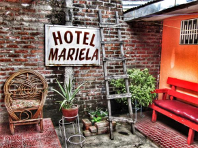 Отель Hostal Mariella  Эстели